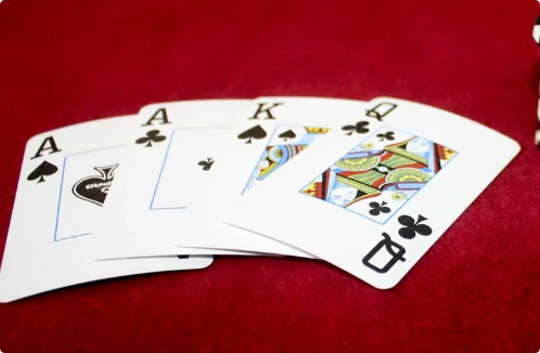 Chơi Vòng Flop, Turn, River Trong Poker Như Thế Nào Mới Tối Ưu?